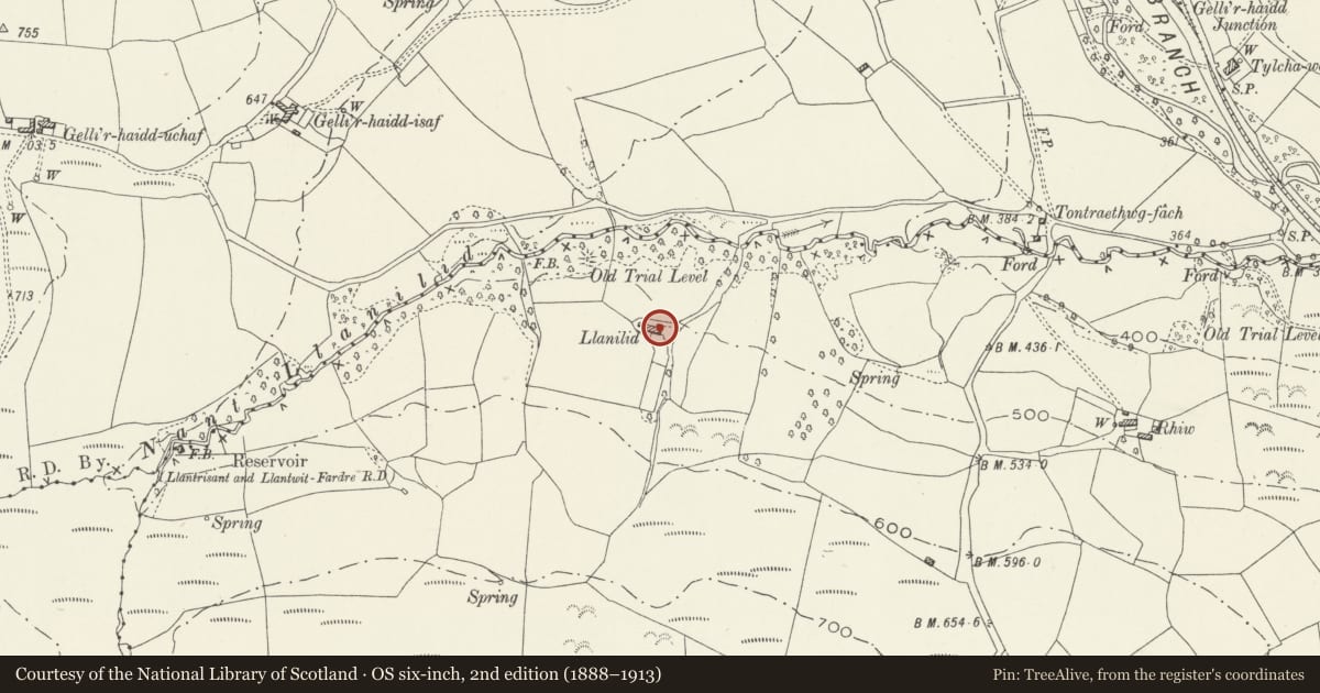 Ordnance Survey six-inch map, 2nd edition (1888–1913) covering the location of Llanilid, Tonyrefail, Rhondda Cynon Taff, with a pin at the register's coordinates