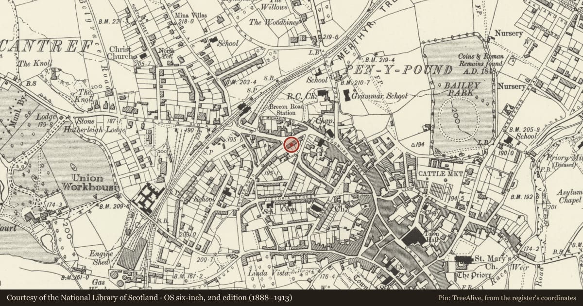 Ordnance Survey six-inch map, 2nd edition (1888–1913) covering the location of House, including attached railings, Abergavenny, Monmouthshire, with a pin at the register's coordinates