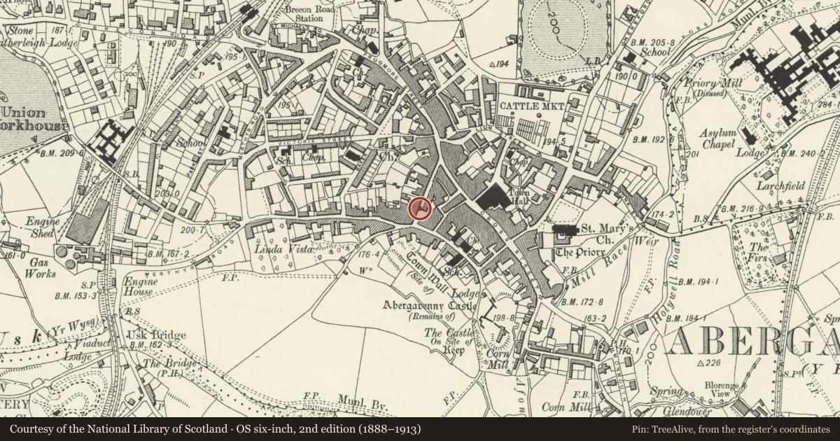 Ordnance Survey six-inch map, 2nd edition (1888–1913) covering the location of 25 Nevill Street, Abergavenny, Monmouthshire, with a pin at the register's coordinates