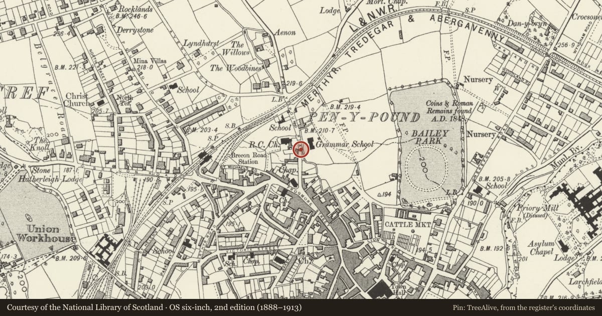 Ordnance Survey six-inch map, 2nd edition (1888–1913) covering the location of House, including attached railings, Abergavenny, Monmouthshire, with a pin at the register's coordinates
