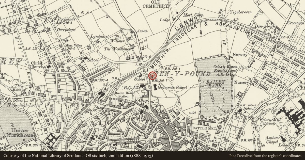 Ordnance Survey six-inch map, 2nd edition (1888–1913) covering the location of Ty'r Morwydd (St Michael's Convent), residence only, Abergavenny, Monmouthshire, with a pin at the register's coordinates