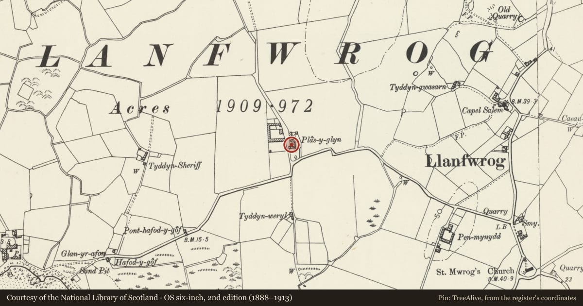Ordnance Survey six-inch map, 2nd edition (1888–1913) covering the location of Plas y Glyn, Llanfaethlu, Isle of Anglesey, with a pin at the register's coordinates