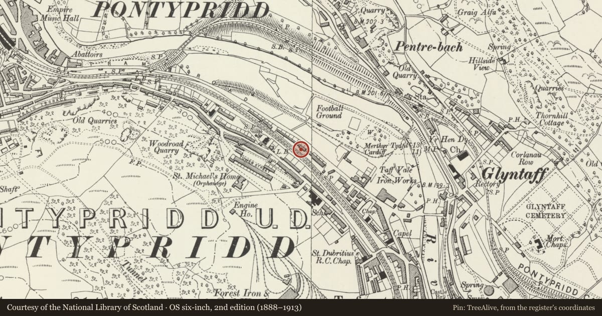 Ordnance Survey six-inch map, 2nd edition (1888–1913) covering the location of 163 Broadway, Pontypridd, Rhondda Cynon Taff, with a pin at the register's coordinates