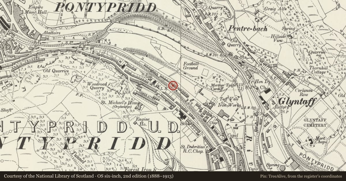 Ordnance Survey six-inch map, 2nd edition (1888–1913) covering the location of 165 Broadway, Pontypridd, Rhondda Cynon Taff, with a pin at the register's coordinates