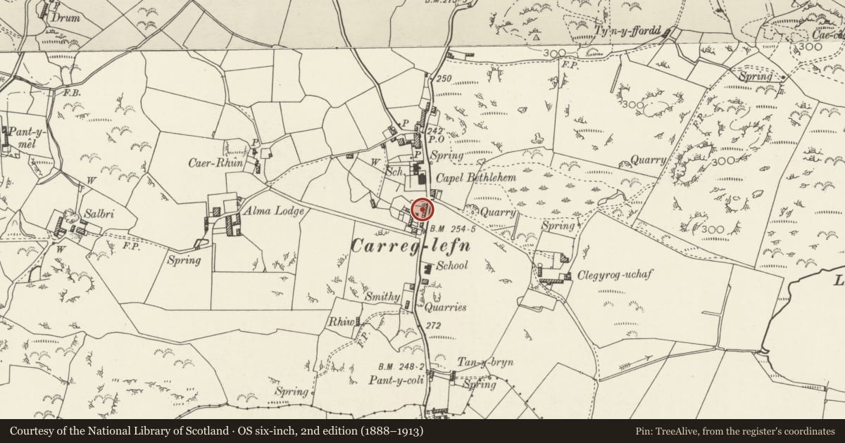 Ordnance Survey six-inch map, 2nd edition (1888–1913) covering the location of Y Stryd, Mechell, Isle of Anglesey, with a pin at the register's coordinates