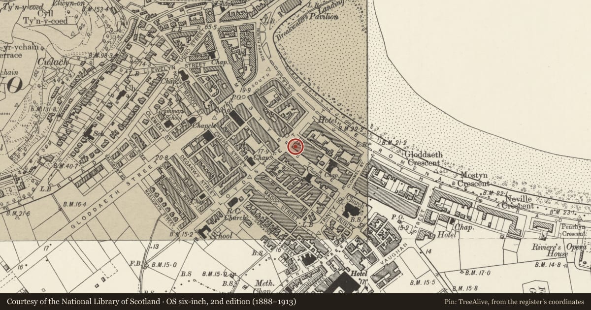 Ordnance Survey six-inch map, 2nd edition (1888–1913) covering the location of 1 St George's Place, Llandudno, Conwy, with a pin at the register's coordinates