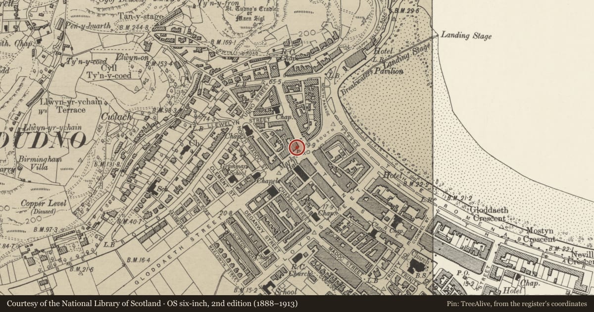 Ordnance Survey six-inch map, 2nd edition (1888–1913) covering the location of 2 Gloddaeth Street, Llandudno, Conwy, with a pin at the register's coordinates