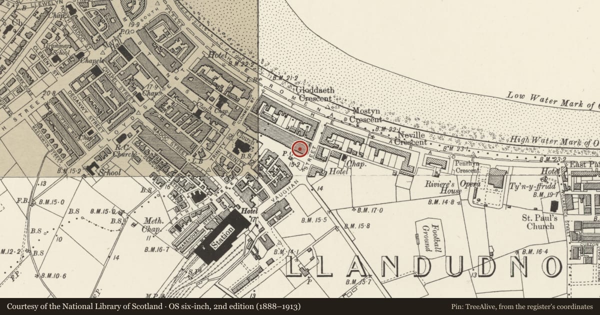 Ordnance Survey six-inch map, 2nd edition (1888–1913) covering the location of 5 Mostyn Street, Llandudno, Conwy, with a pin at the register's coordinates