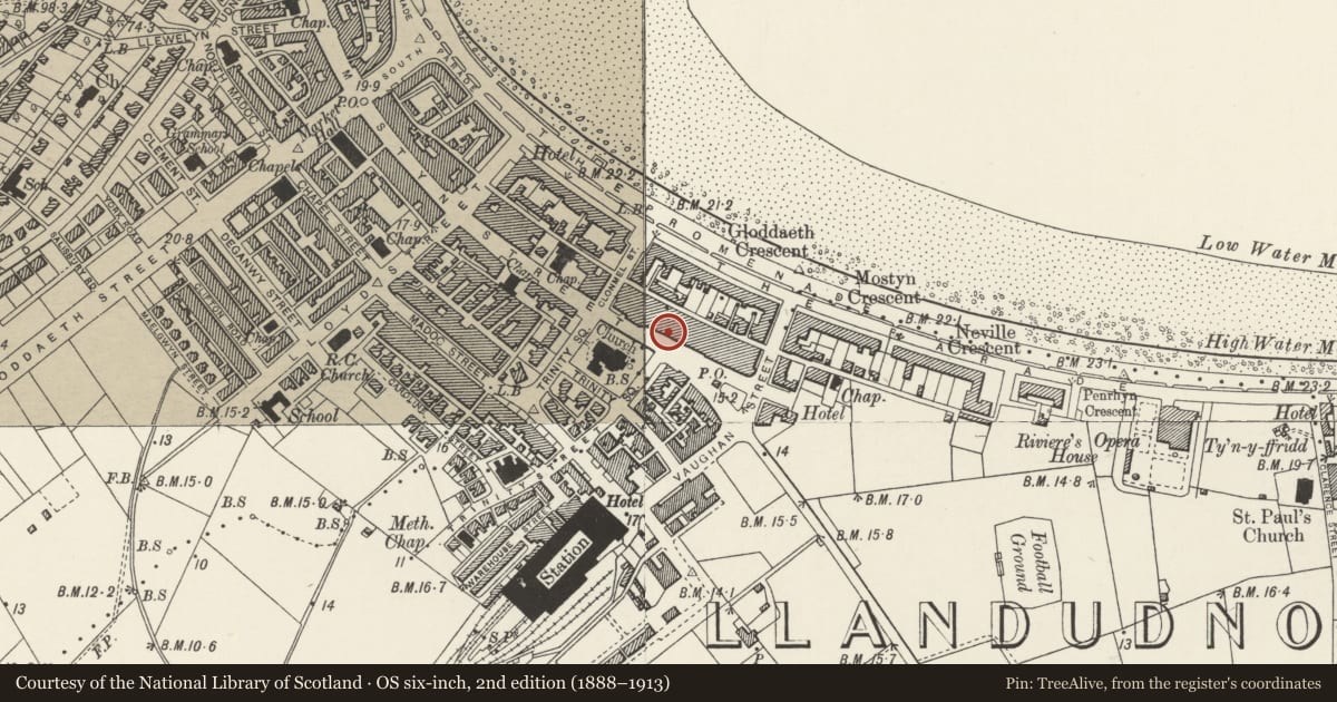 Ordnance Survey six-inch map, 2nd edition (1888–1913) covering the location of 29 Mostyn Street, Llandudno, Conwy, with a pin at the register's coordinates