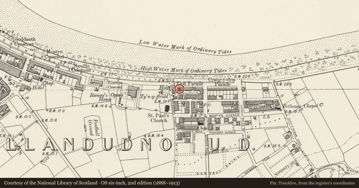 Ordnance Survey six-inch map, 2nd edition (1888–1913) covering the location of No 2 East Parade, Llandudno, Conwy, with a pin at the register's coordinates