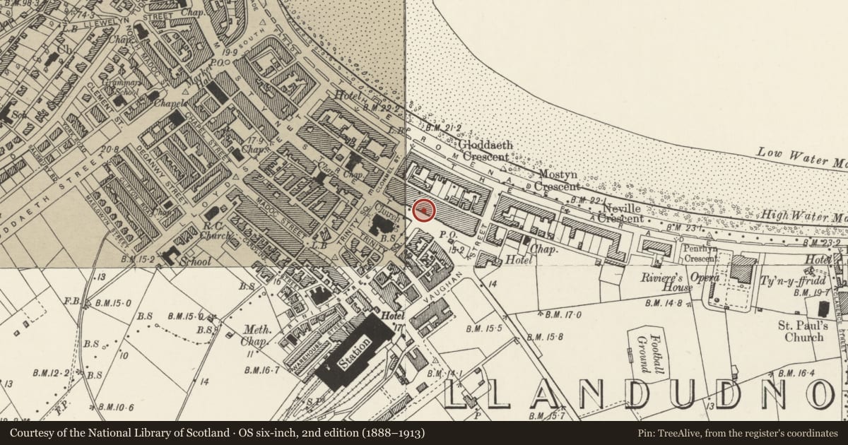 Ordnance Survey six-inch map, 2nd edition (1888–1913) covering the location of 27 Mostyn Street, Llandudno, Conwy, with a pin at the register's coordinates