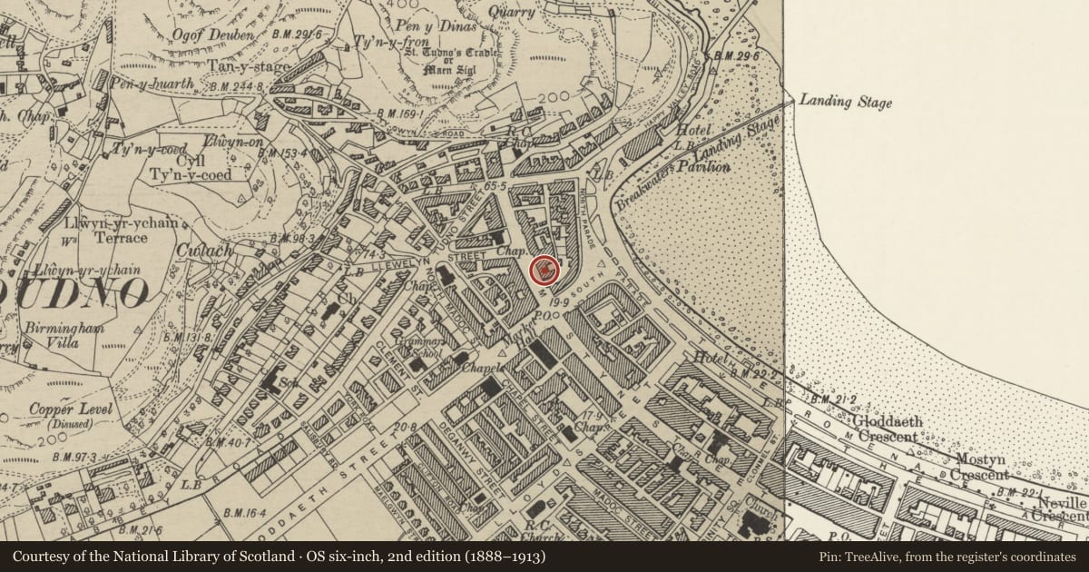 Ordnance Survey six-inch map, 2nd edition (1888–1913) covering the location of 129 Mostyn Street, Llandudno, Conwy, with a pin at the register's coordinates