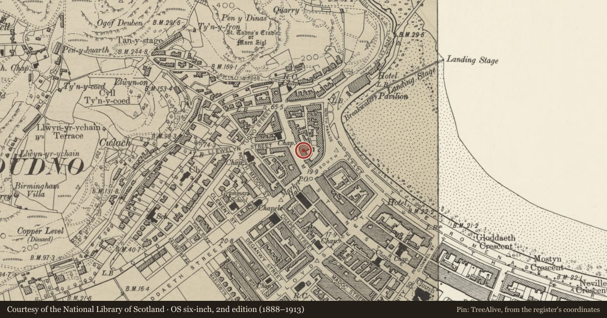 Ordnance Survey six-inch map, 2nd edition (1888–1913) covering the location of 131 Mostyn Street, Llandudno, Conwy, with a pin at the register's coordinates