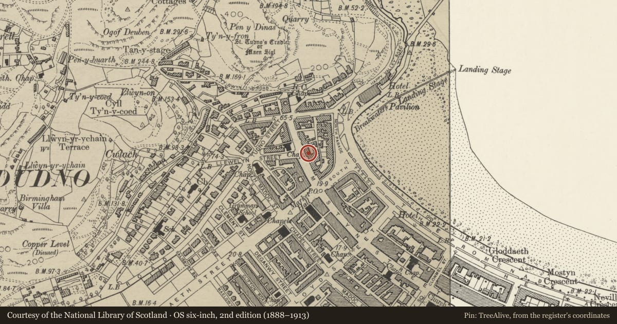 Ordnance Survey six-inch map, 2nd edition (1888–1913) covering the location of 137 Mostyn Street, Llandudno, Conwy, with a pin at the register's coordinates