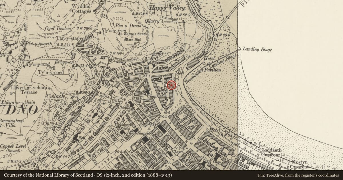 Ordnance Survey six-inch map, 2nd edition (1888–1913) covering the location of Orme Lodge, Llandudno, Conwy, with a pin at the register's coordinates