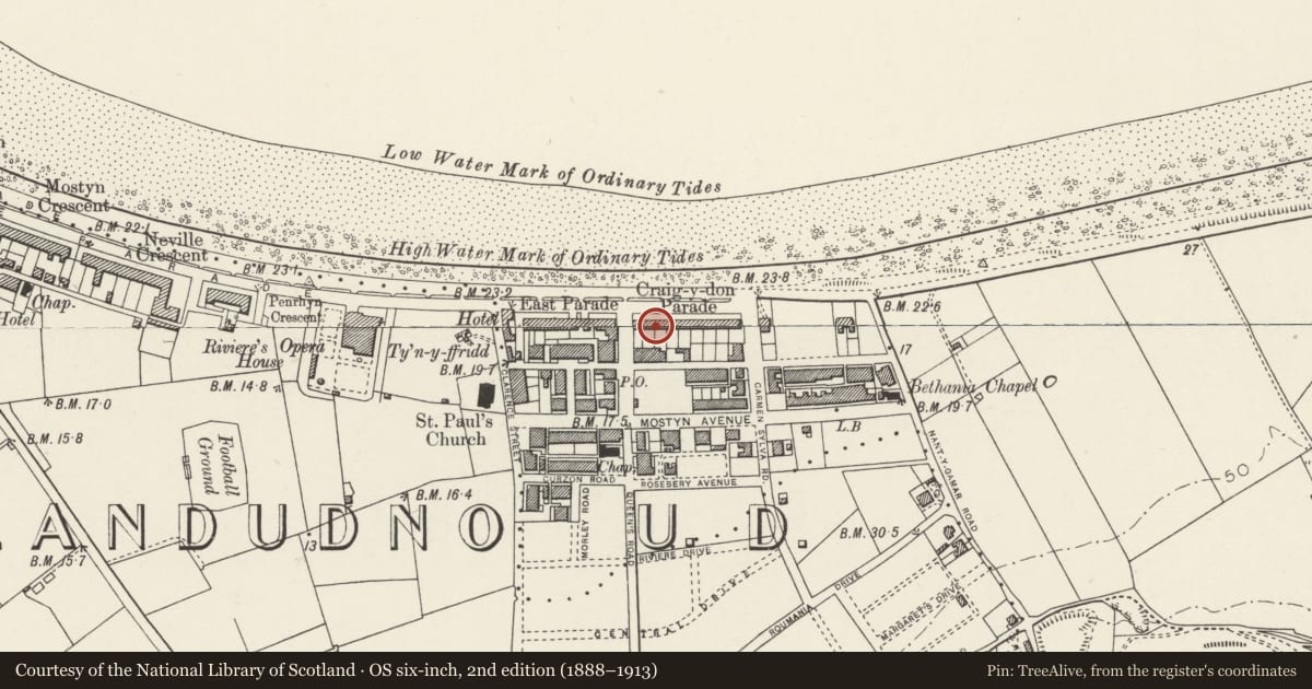 Ordnance Survey six-inch map, 2nd edition (1888–1913) covering the location of No. 4 Graig-y-Don Parade, Llandudno, Conwy, with a pin at the register's coordinates