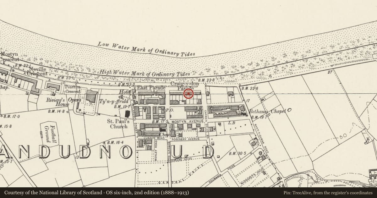 Ordnance Survey six-inch map, 2nd edition (1888–1913) covering the location of Kestin, No. 11 Graig-y-Don Parade, Llandudno, Conwy, with a pin at the register's coordinates