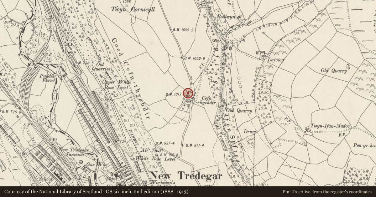 Ordnance Survey six-inch map, 2nd edition (1888–1913) covering the location of Barn range at Cefnrhychdir, New Tredegar, Caerphilly, with a pin at the register's coordinates