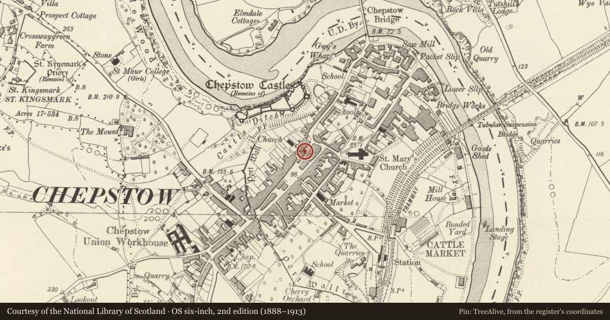 Ordnance Survey six-inch map, 2nd edition (1888–1913) covering the location of 10 Middle Street, Chepstow, Monmouthshire, with a pin at the register's coordinates