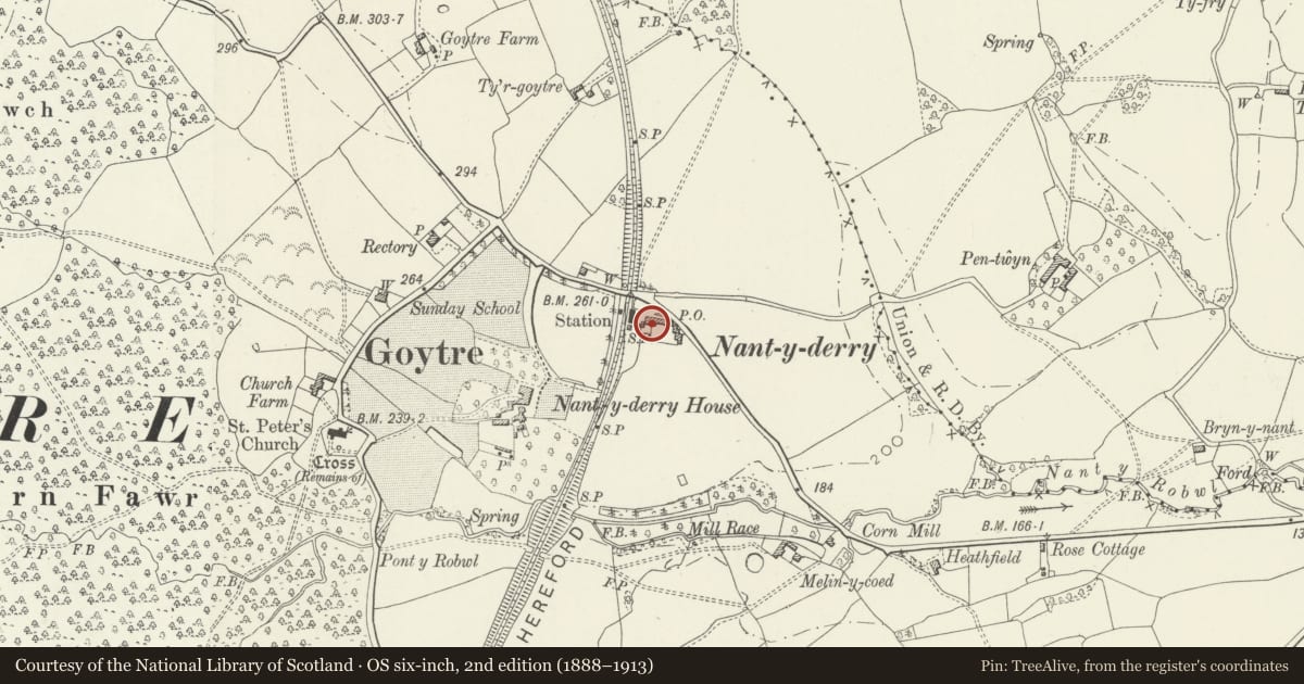 Ordnance Survey six-inch map, 2nd edition (1888–1913) covering the location of Foxhunter Inn, Goetre Fawr, Monmouthshire, with a pin at the register's coordinates