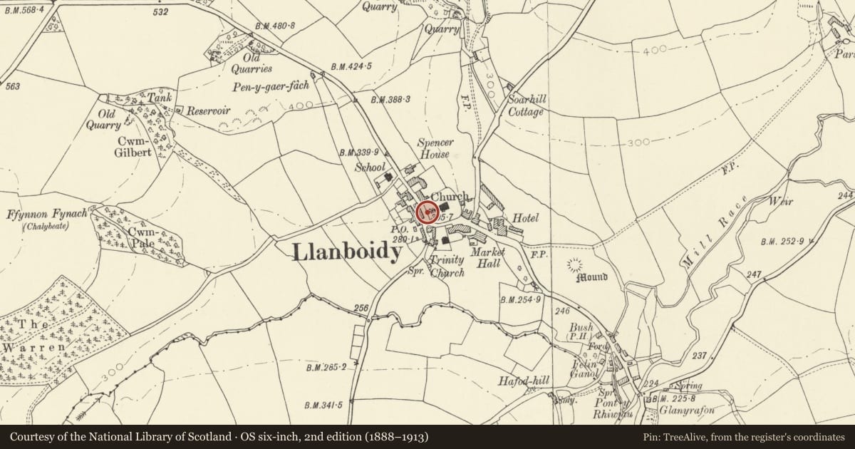 Ordnance Survey six-inch map, 2nd edition (1888–1913) covering the location of Churchyard gates to Llanboidy churchyard, Carmarthenshire, with a pin at the register's coordinates