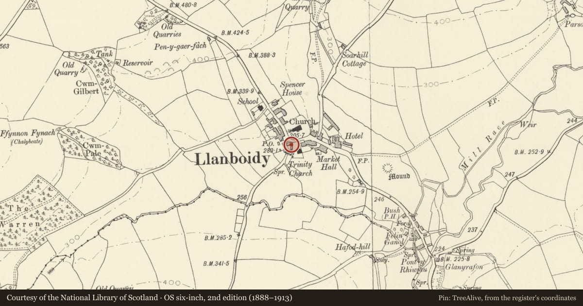 Ordnance Survey six-inch map, 2nd edition (1888–1913) covering the location of Vestry to Trinity Chapel, Llanboidy, Carmarthenshire, with a pin at the register's coordinates