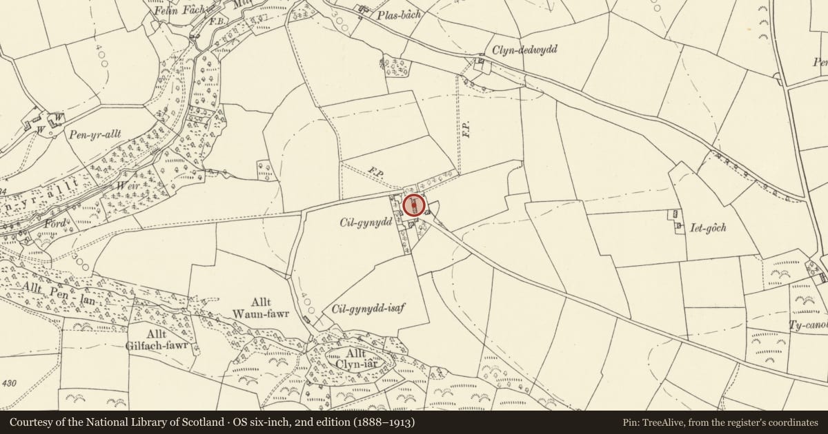 Ordnance Survey six-inch map, 2nd edition (1888–1913) covering the location of Cowhouse at Cilgynydd, Llanboidy, Carmarthenshire, with a pin at the register's coordinates