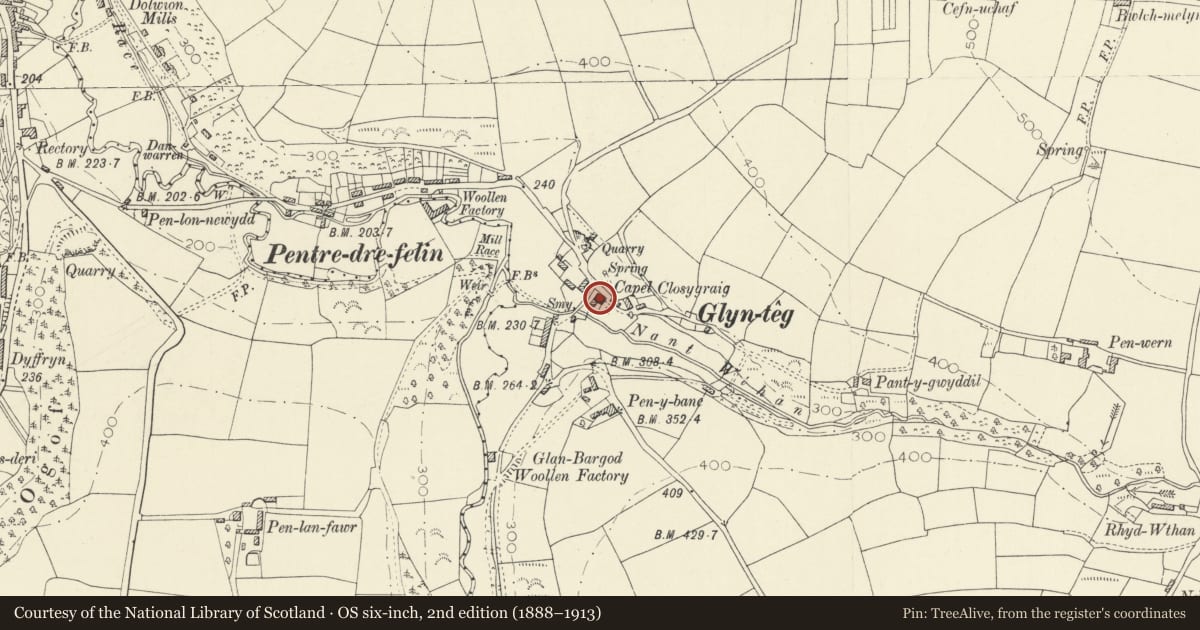 Ordnance Survey six-inch map, 2nd edition (1888–1913) covering the location of Closygraig Calvinistic Methodist Chapel, Llangeler, Carmarthenshire, with a pin at the register's coordinates