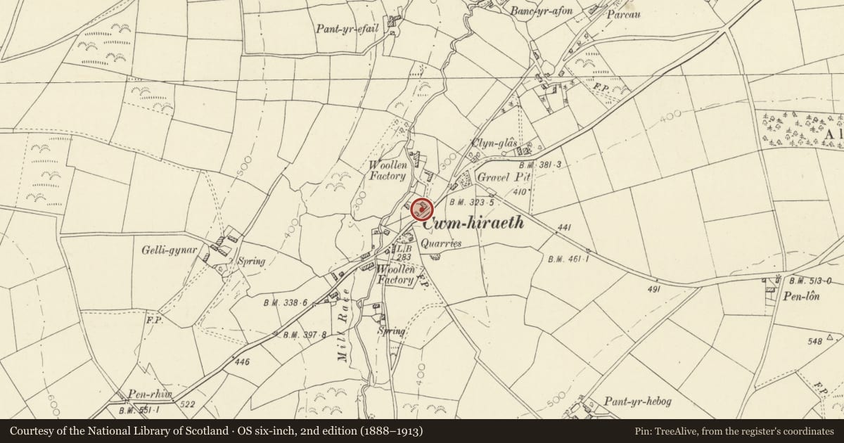 Ordnance Survey six-inch map, 2nd edition (1888–1913) covering the location of Pant Glas, Llangeler, Carmarthenshire, with a pin at the register's coordinates