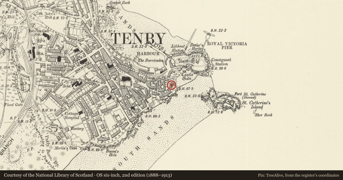 Ordnance Survey six-inch map, 2nd edition (1888–1913) covering the location of No 4 Lexden Terrace, Tenby, Pembrokeshire, with a pin at the register's coordinates