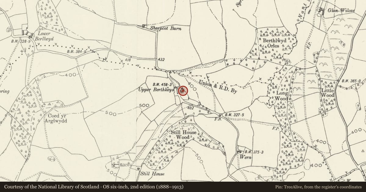 Ordnance Survey six-inch map, 2nd edition (1888–1913) covering the location of Upper Berthllwyd, Raglan, Monmouthshire, with a pin at the register's coordinates