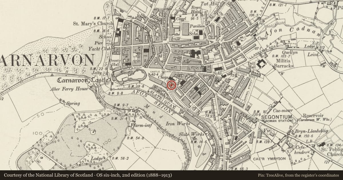 Ordnance Survey six-inch map, 2nd edition (1888–1913) covering the location of 6 Segontium Terrace, Caernarfon, Gwynedd, with a pin at the register's coordinates