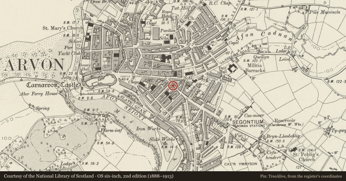 Ordnance Survey six-inch map, 2nd edition (1888–1913) covering the location of 54 Pool Street, Caernarfon, Gwynedd, with a pin at the register's coordinates