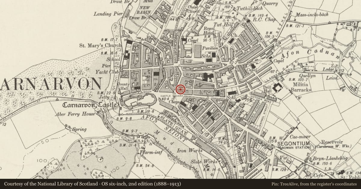 Ordnance Survey six-inch map, 2nd edition (1888–1913) covering the location of 8 Bridge Street, Caernarfon, Gwynedd, with a pin at the register's coordinates