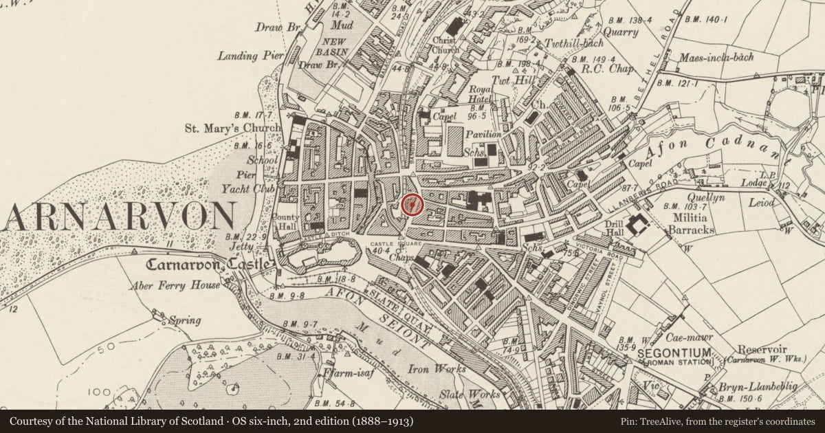 Ordnance Survey six-inch map, 2nd edition (1888–1913) covering the location of 21 Bridge Street, Caernarfon, Gwynedd, with a pin at the register's coordinates