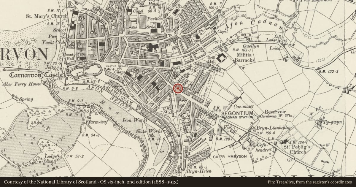 Ordnance Survey six-inch map, 2nd edition (1888–1913) covering the location of Gates and gate piers at entrance to Uxbridge Square, Caernarfon, Gwynedd, with a pin at the register's coordinates