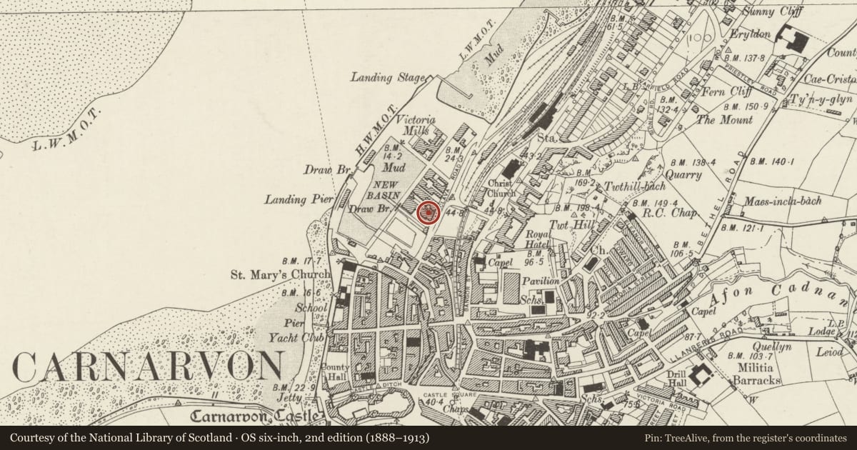 Ordnance Survey six-inch map, 2nd edition (1888–1913) covering the location of Former warehouse on Balaclava Road, Caernarfon, Gwynedd, with a pin at the register's coordinates