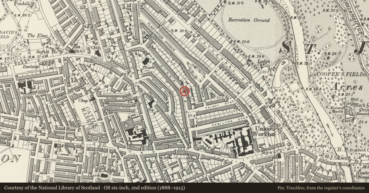 Ordnance Survey six-inch map, 2nd edition (1888–1913) covering the location of Pillar Box outside No.82, Pontcanna, Cardiff, with a pin at the register's coordinates