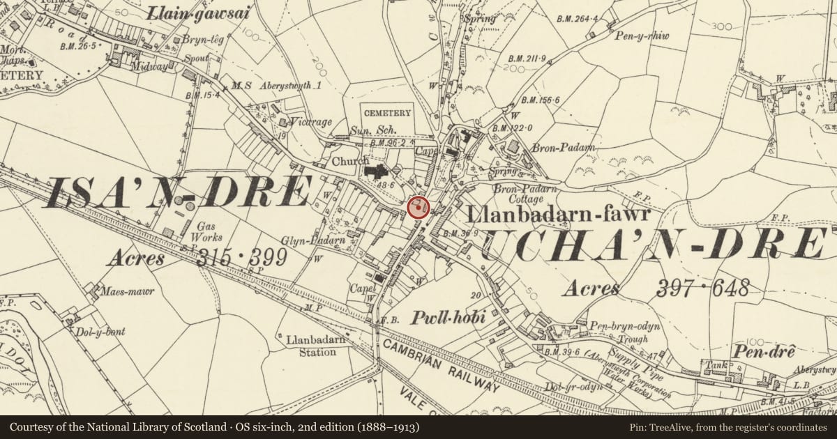 Ordnance Survey six-inch map, 2nd edition (1888–1913) covering the location of The War Memorial, Llanbadarn Fawr, Ceredigion, with a pin at the register's coordinates