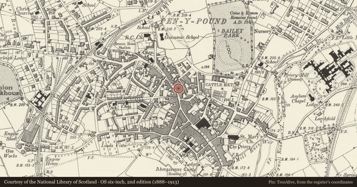 Ordnance Survey six-inch map, 2nd edition (1888–1913) covering the location of 11 Frogmore Street, Abergavenny, Monmouthshire, with a pin at the register's coordinates