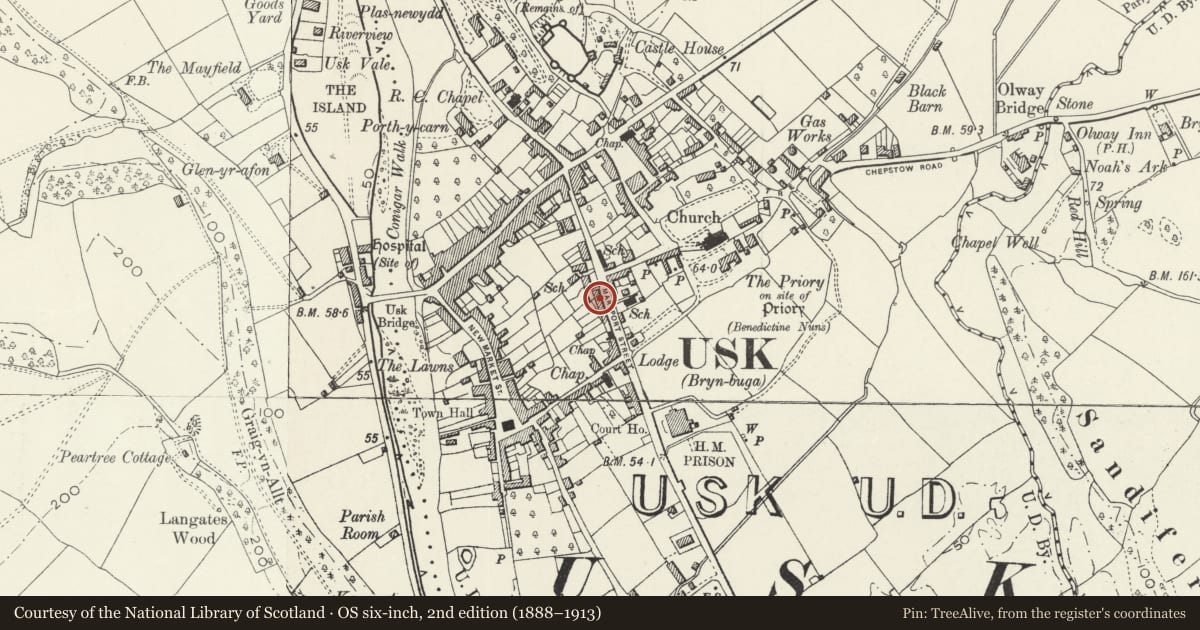 Ordnance Survey six-inch map, 2nd edition (1888–1913) covering the location of 24 Maryport Street, Usk, Monmouthshire, with a pin at the register's coordinates