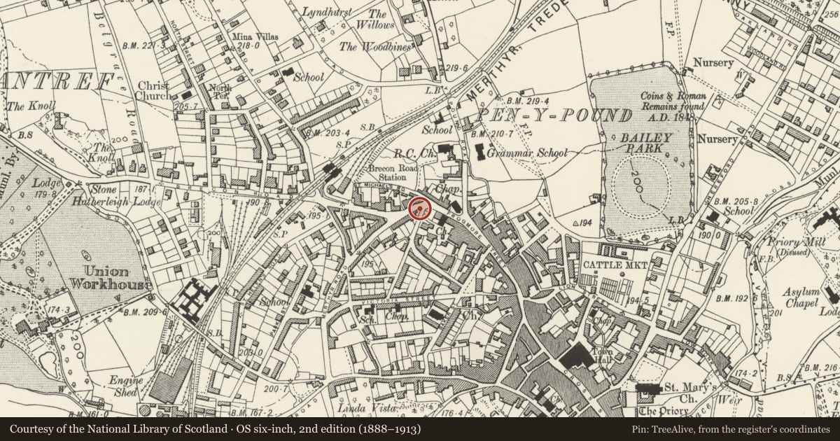 Ordnance Survey six-inch map, 2nd edition (1888–1913) covering the location of Telephone Call-box near junction with Regent Street, Abergavenny, Monmouthshire, with a pin at the register's coordinates