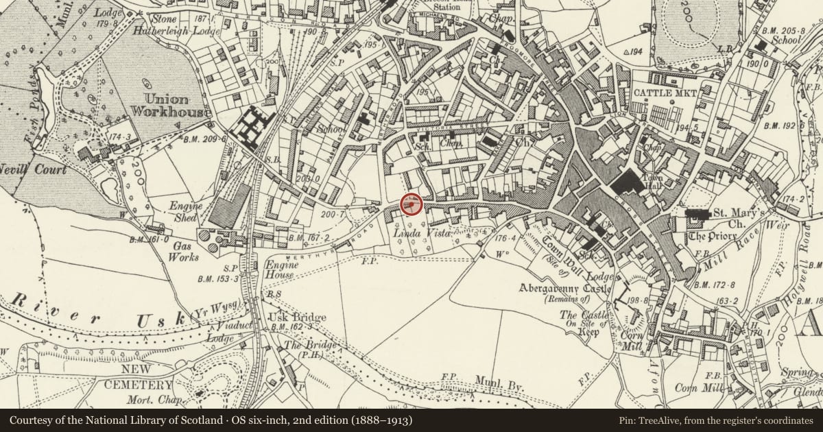 Ordnance Survey six-inch map, 2nd edition (1888–1913) covering the location of Telephone Call-box close to entrance to Linda Vista Gardens, Abergavenny, Monmouthshire, with a pin at the register's coordinates