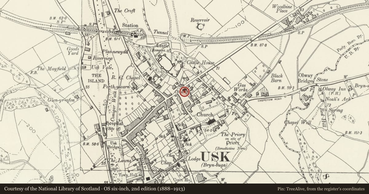 Ordnance Survey six-inch map, 2nd edition (1888–1913) covering the location of Telephone Call-box adjoining forecourt wall at United Reformed Church, Usk, Monmouthshire, with a pin at the register's coordinates