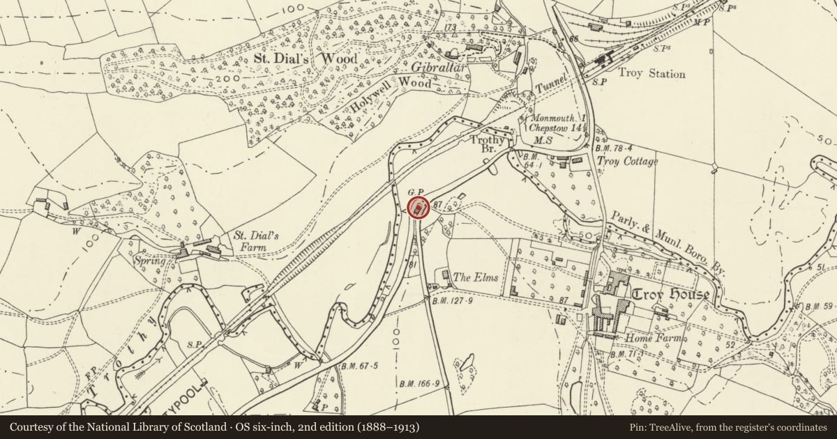 Ordnance Survey six-inch map, 2nd edition (1888–1913) covering the location of Tollgate House aka Monmouth Toll House, Monmouthshire, with a pin at the register's coordinates
