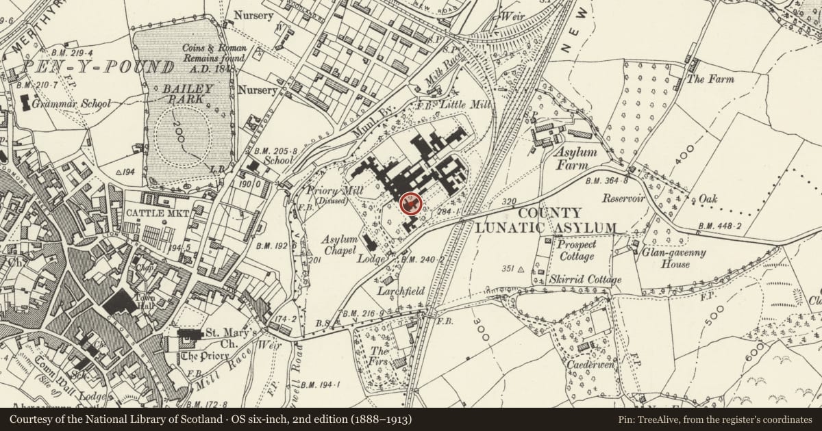 Ordnance Survey six-inch map, 2nd edition (1888–1913) covering the location of Parc Pen-y-fal (former main hospital building), Abergavenny, Monmouthshire, with a pin at the register's coordinates