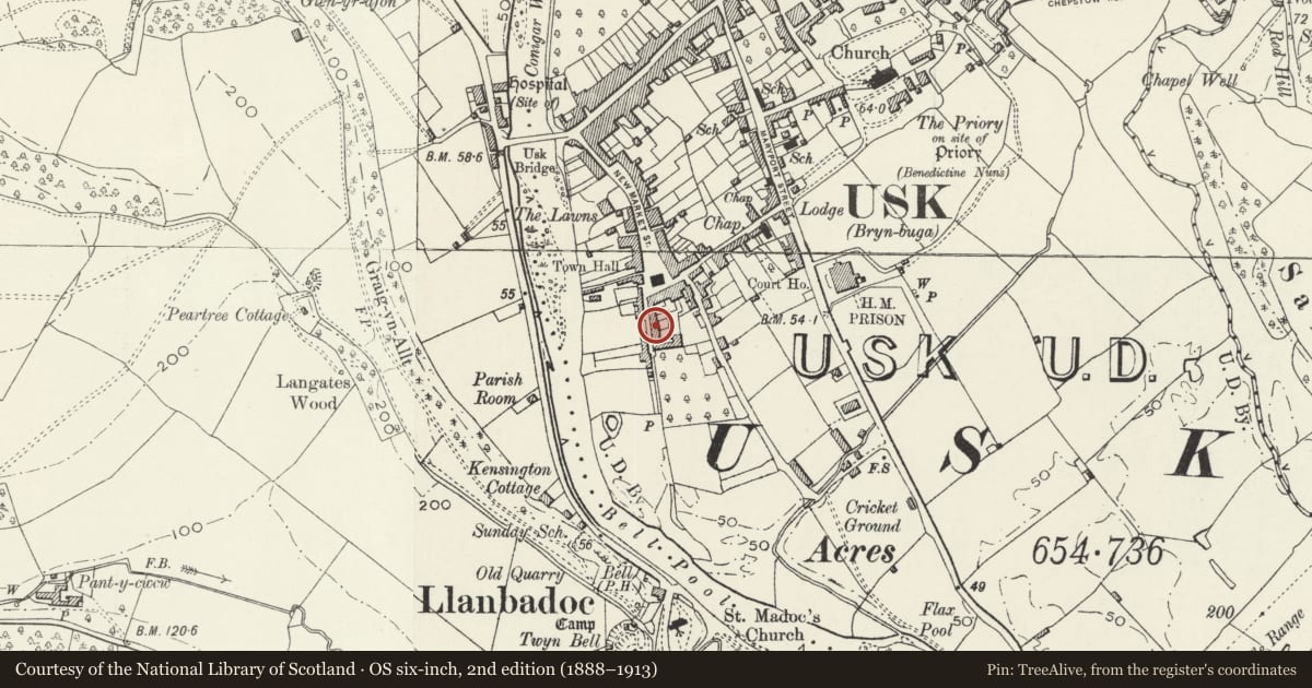 Ordnance Survey six-inch map, 2nd edition (1888–1913) covering the location of 7 Baron Street, Usk, Monmouthshire, with a pin at the register's coordinates