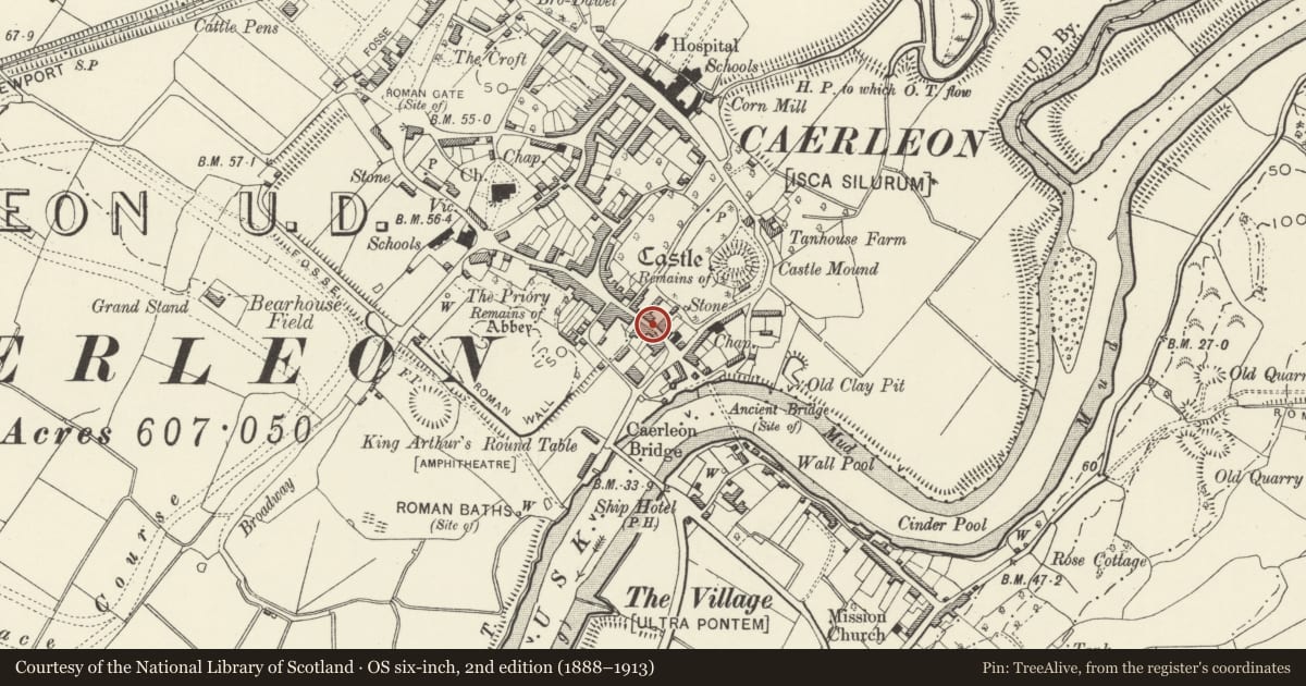 Ordnance Survey six-inch map, 2nd edition (1888–1913) covering the location of Porth-y-mynde, wall and entrance gates of Caer Cottage, Caerleon, Newport, with a pin at the register's coordinates