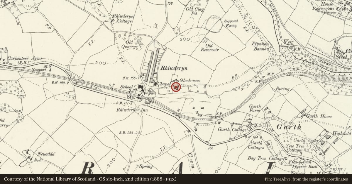 Ordnance Survey six-inch map, 2nd edition (1888–1913) covering the location of Gloch-wen Farmhouse, Graig, Newport, with a pin at the register's coordinates