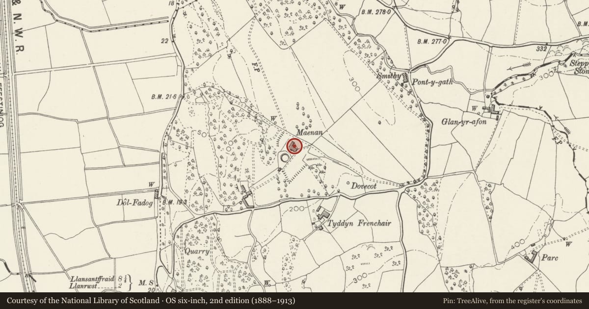 Ordnance Survey six-inch map, 2nd edition (1888–1913) covering the location of Maenan Hall, Llanddoged and Maenan, Conwy, with a pin at the register's coordinates